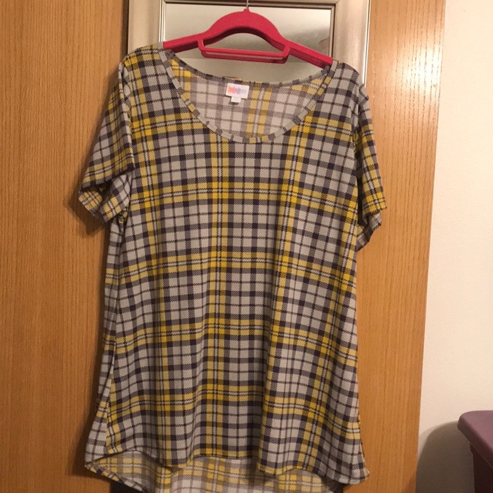 LuLaRoe 2XL purple and yellow blouse